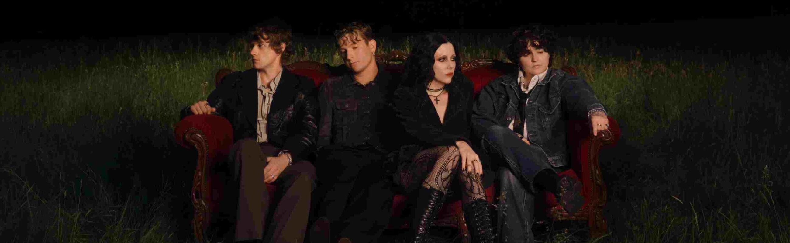 PALE WAVES PHOTO